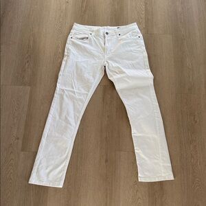 Classic White Men's Straight Jeans 34x34 by perfect jean brand